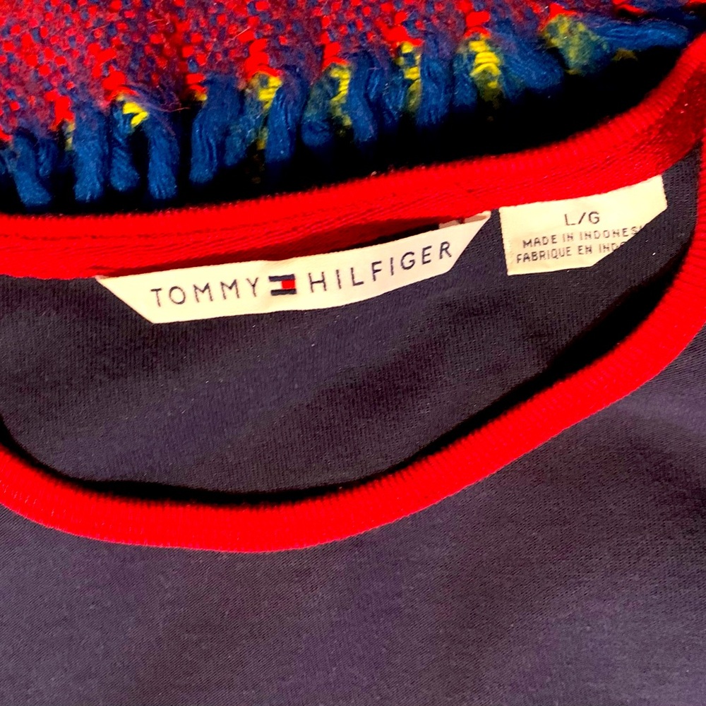 Long sleeve Tommy shirt.
